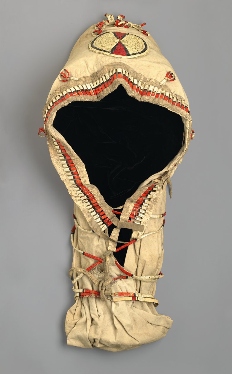 Cradle Board with Quill Work, gjord av Arapaho-folket, ca 1870-talet (muslin, pil, piggsvinspenna och hjortskinn) av American School