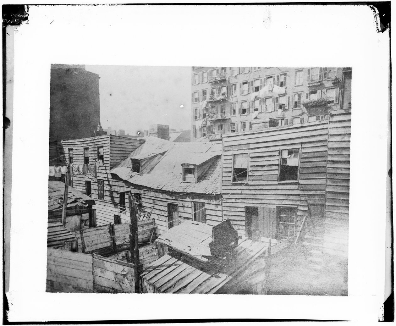Dödens hålor, 1872 av American School