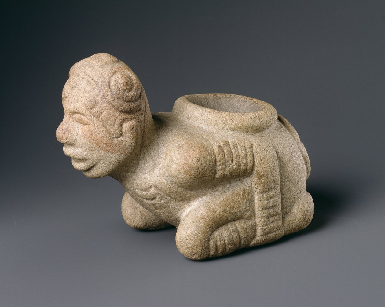 Kneeling Prisoner Effigy Pipe, från Mississippi av American School