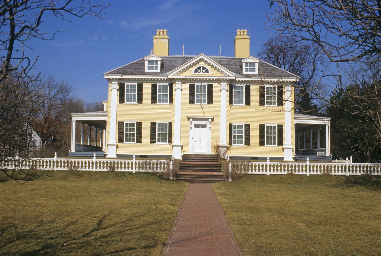 Longfellow National Historic Site, byggt 1759 av American School