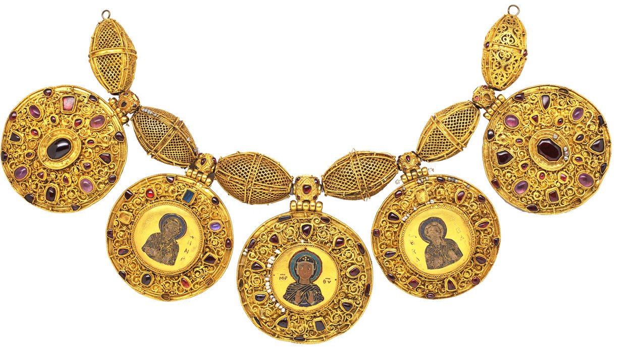 Halsband med hängen, tidigt 1100-tal av Ancient Russian Art