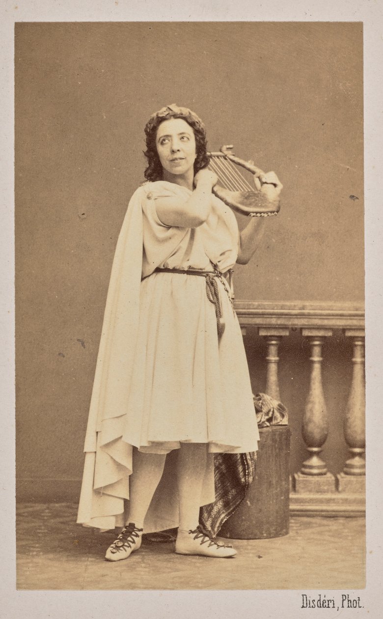 Porträtt av sångerskan och kompositören Pauline Viardot 1821-1910, 1862. av Andre Adolphe Eugene Disderi