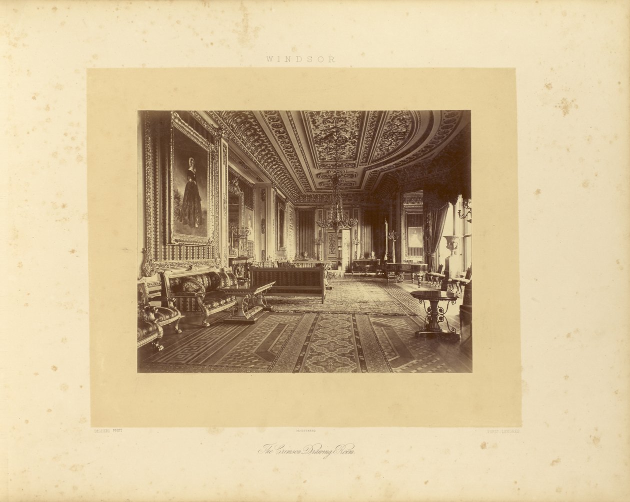 Crimson Drawing Room av Andre Adolphe Eugene Disderi