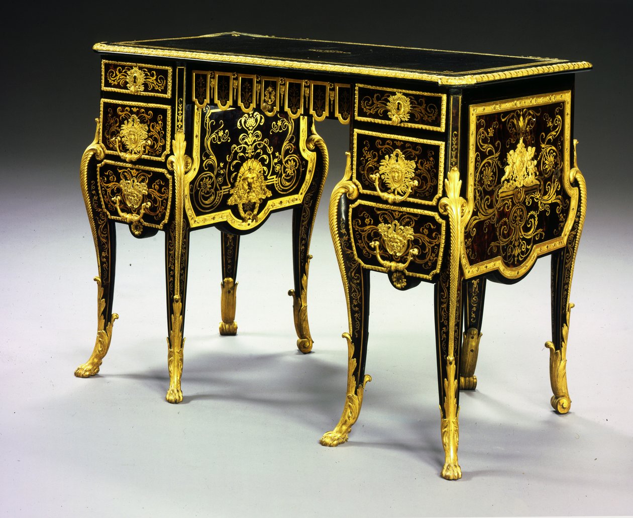 Louis XIV skrivbord, Duchess of Bourgogne skrivbord av Andre Charles Boulle