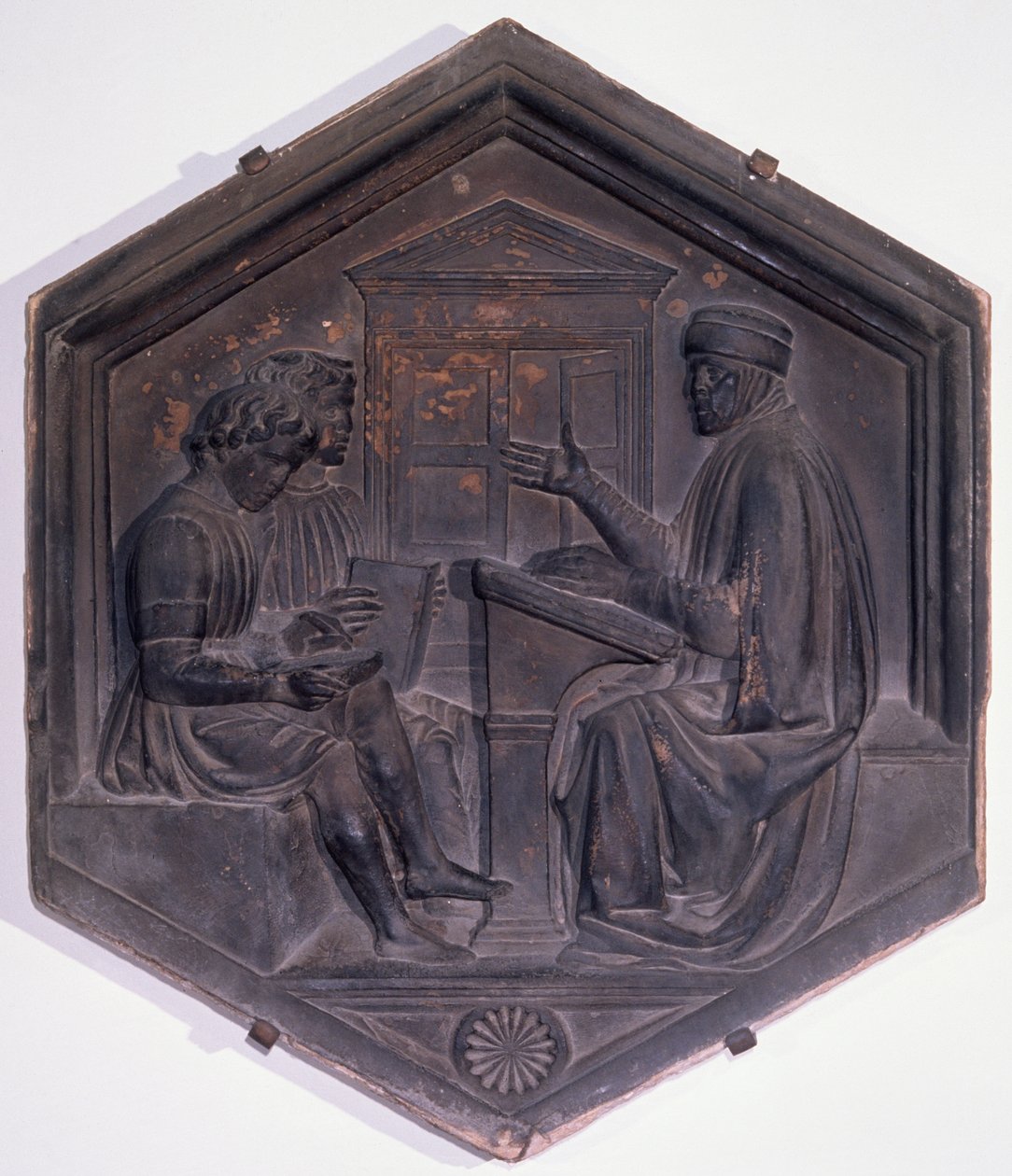 Grammatik, sexkantigt dekorativt kakel från en serie som föreställer de sju liberala konsterna, möjligen baserad på design av Giotto (ca 1266-1337) ca 1334-48 (marmor) av Andrea Pisano