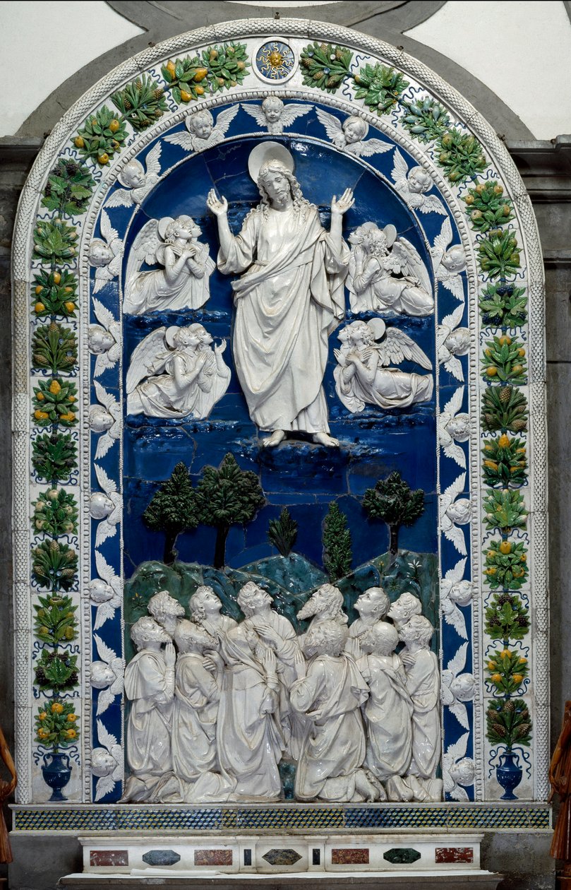 Jesu himmelsfärd till himlen med Our Lady and Eleven Apoles Low Ceramic Relief av Andrea della Robbia (1435-1525) ca 1490 Dim. 475 x 305 cm Santuario della Verna, Italien av Andrea Della Robbia