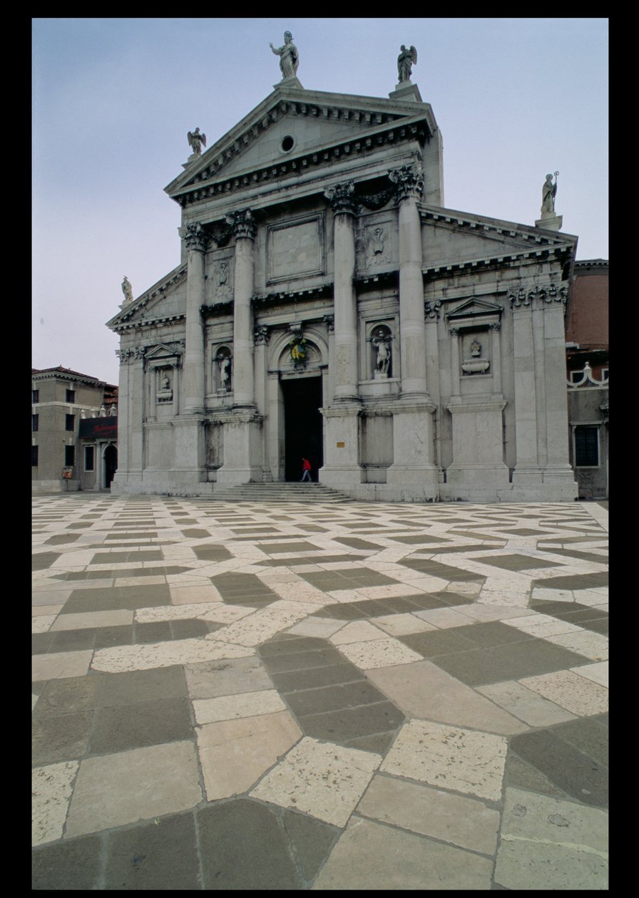 Kyrkans fasad, byggd 1564-80, fasaden utförd 1607-11 av Andrea Palladio