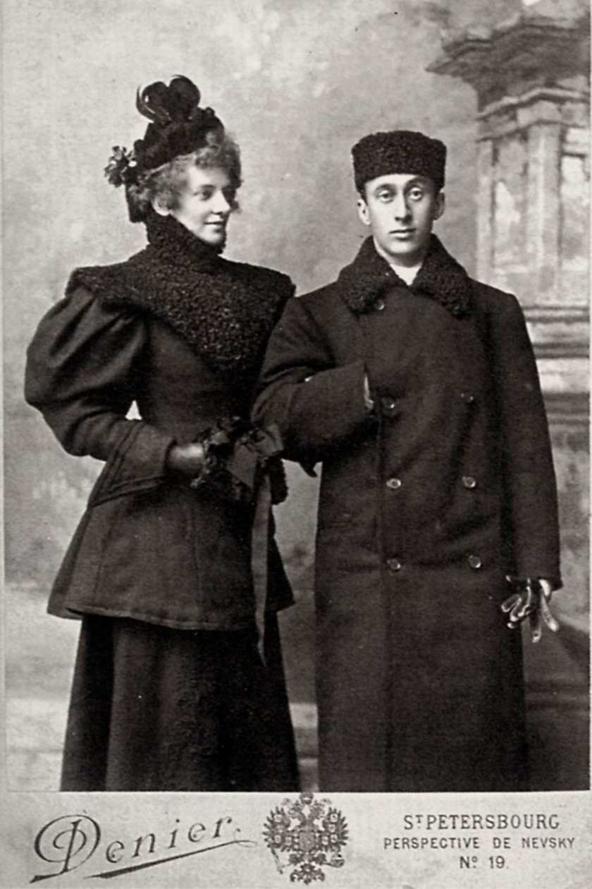 Zinaida Gippius, rysk poet, med konsthistorikern Akim Volynsky, c1890-c1894. av Andrei Deniere