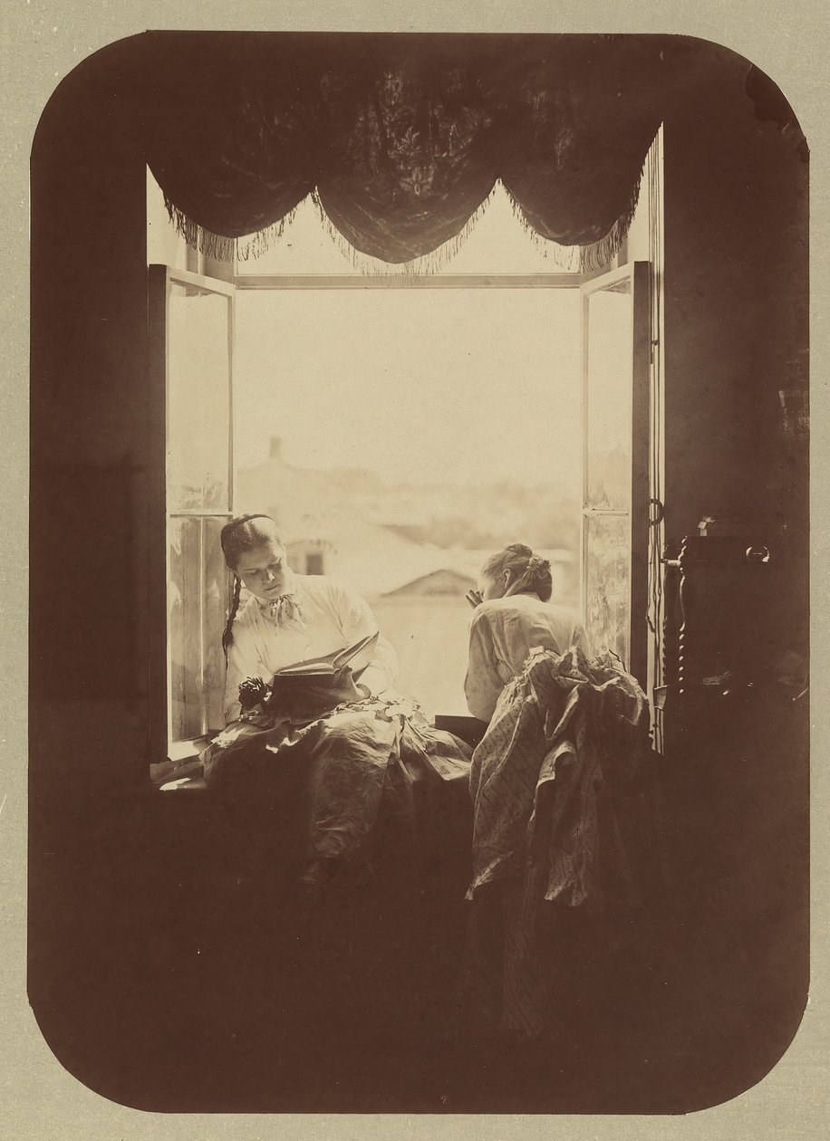 [Två unga kvinnor vid fönstret], ca. 1870. av Andrei Osipovich Karelin