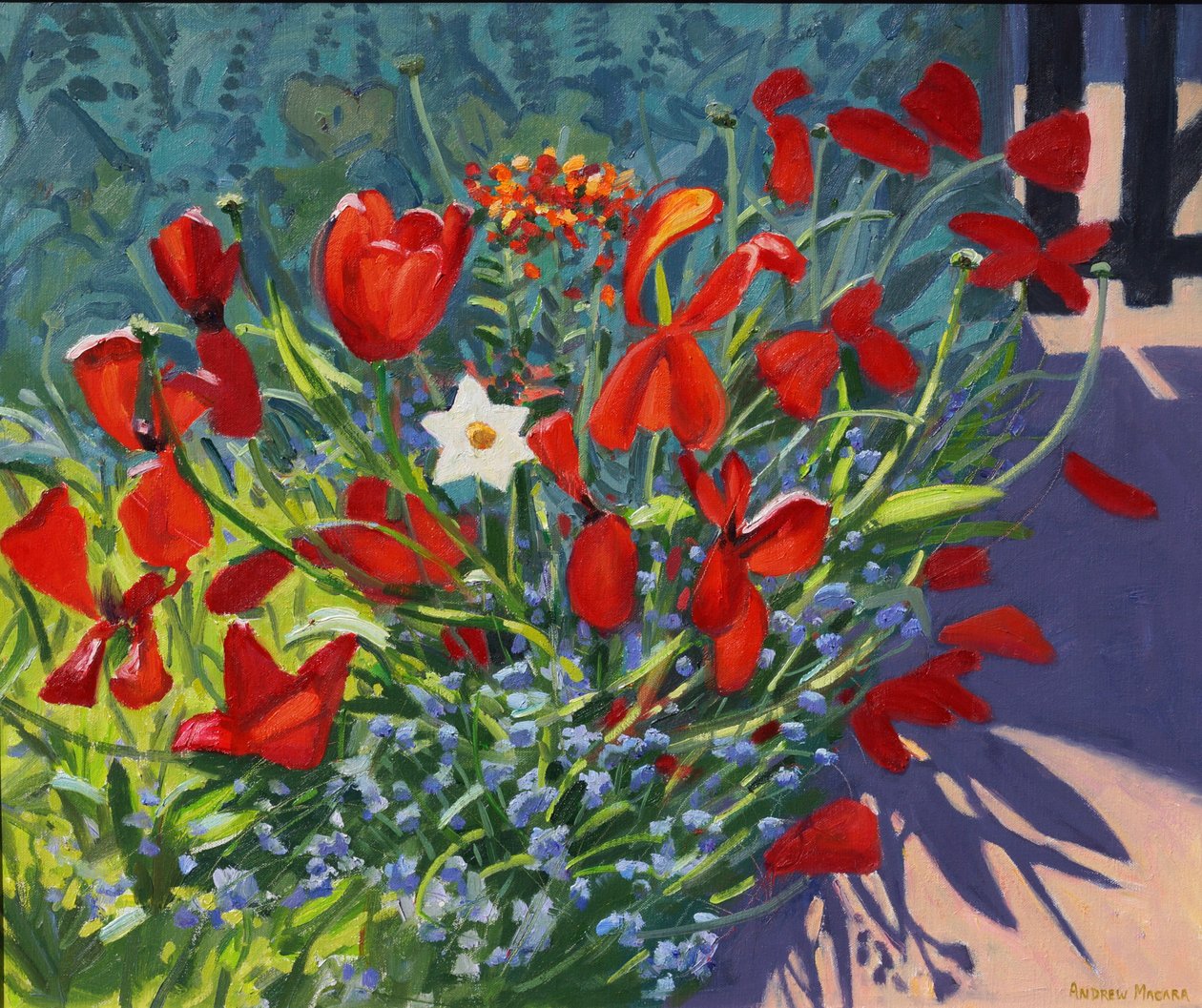 Tulpaner vid porten, 2017, av Andrew Macara