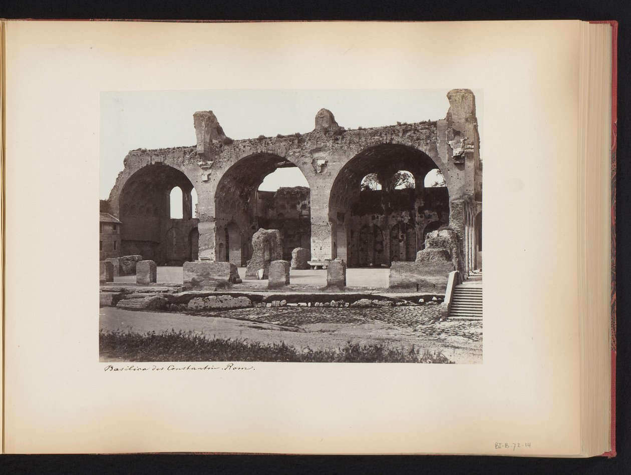 Vy över basilikan Maxentius i Forum Romanum i Rom, Italien Basilica des Constantine. rom (titel på objekt) av Anonymous