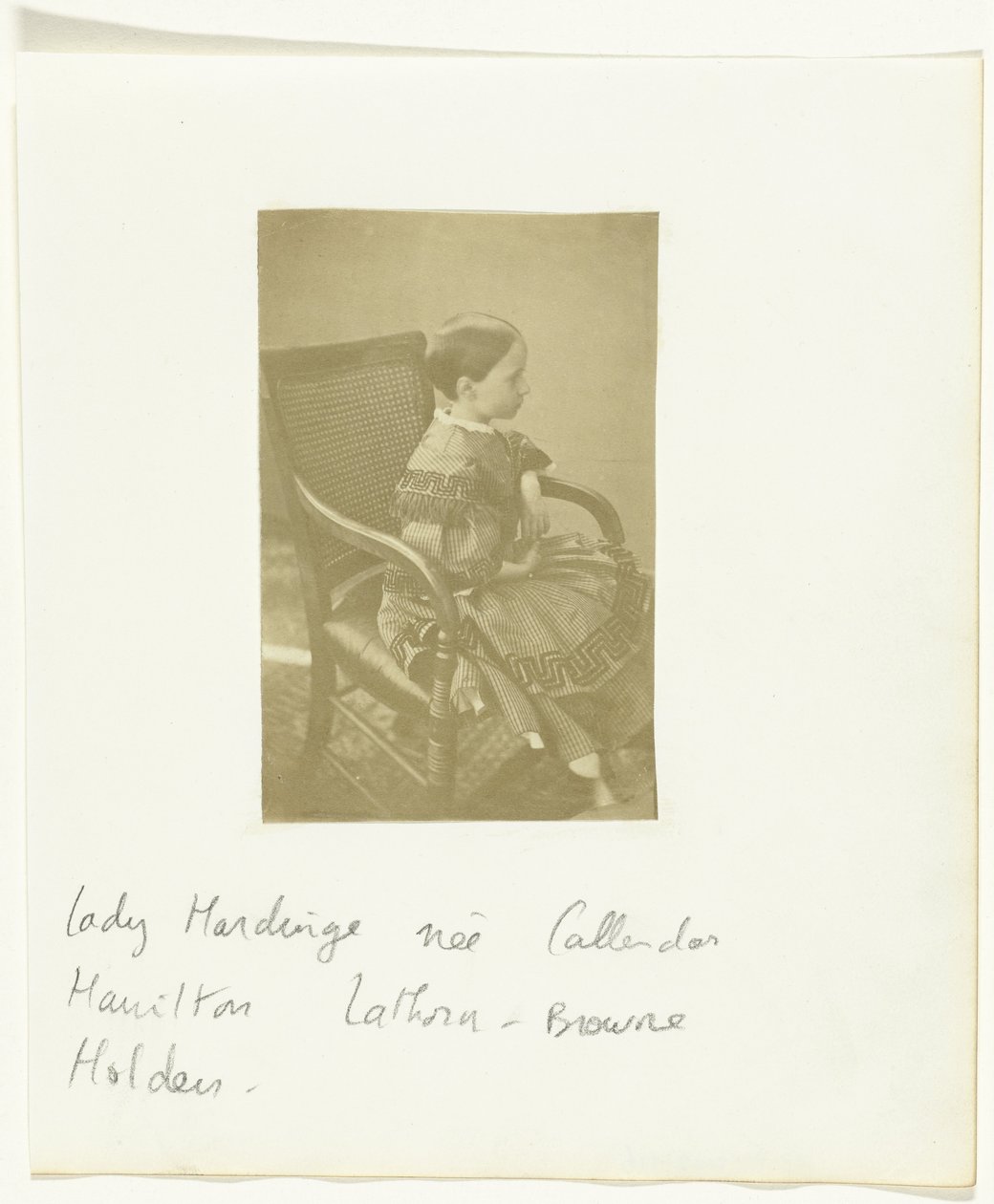 Porträtt av en flicka, kallad Lady Hardinge née Callender Hamilton Lathorn-Browne Holden av Anonymous