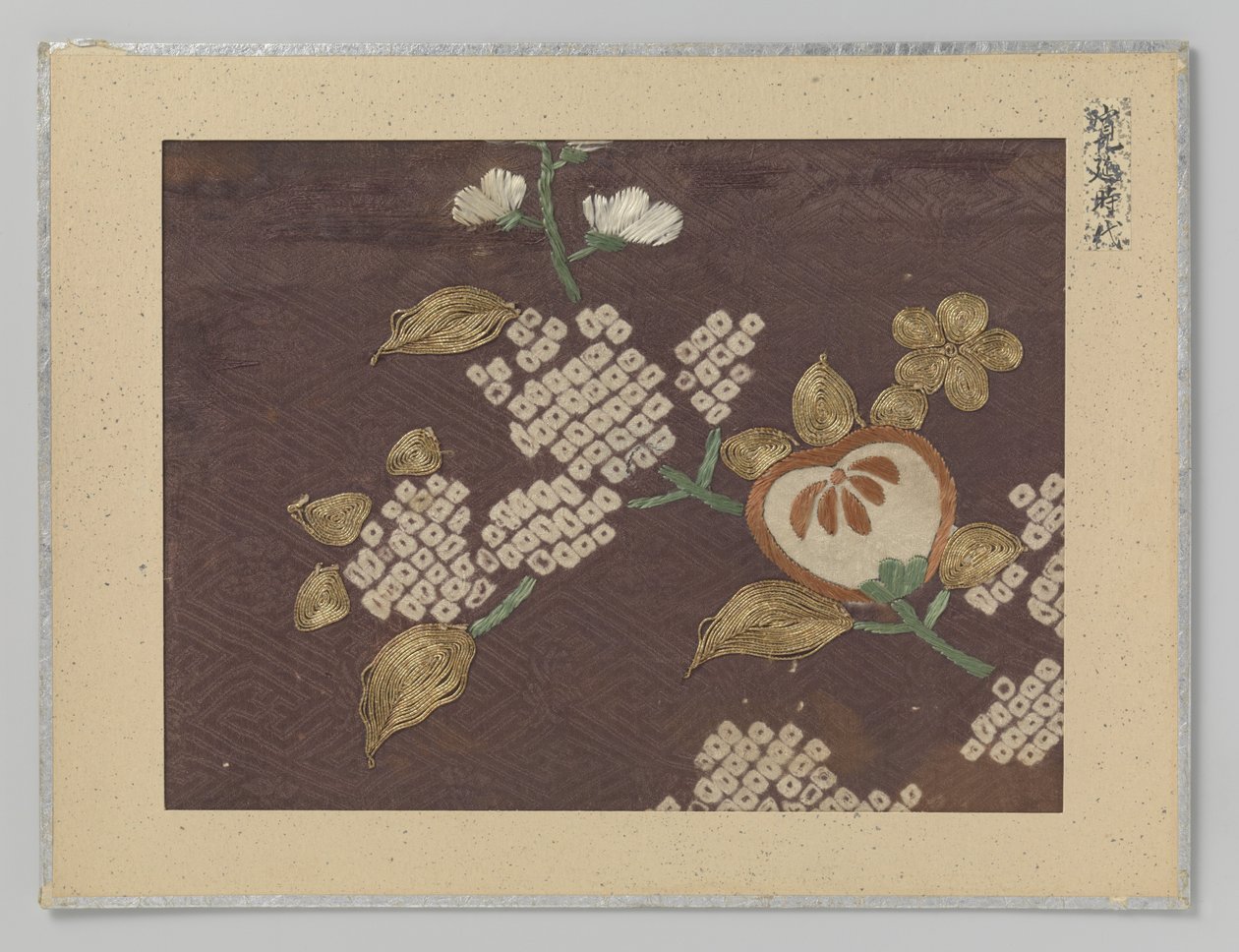 textilfragment av Anonymous