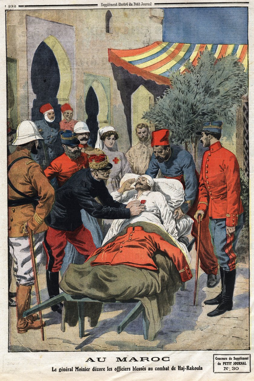 I Marocko dekorerar general Moinier med Hederslegionens kors de officerare som skadades i slaget vid Haj Rakoula (HajRakoula) gravering i "" Le Petite Journal"" den 21/07/1912. Privat samling. av Anonymous Anonymous