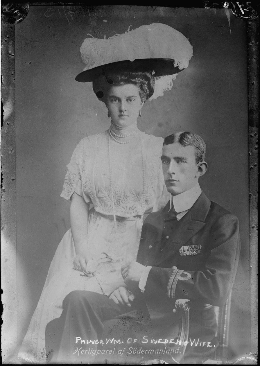 Storhertiginnan Marie Pavlovna Romanova (1890-1958) och Prins William av Sverige (1884-1965) - Storhertiginnan Maria Pavlovna och Prins Wilhelm, hertig av Södermanland - Anonym. Fotografi, c. 1910.Privat samling av Anonymous Anonymous