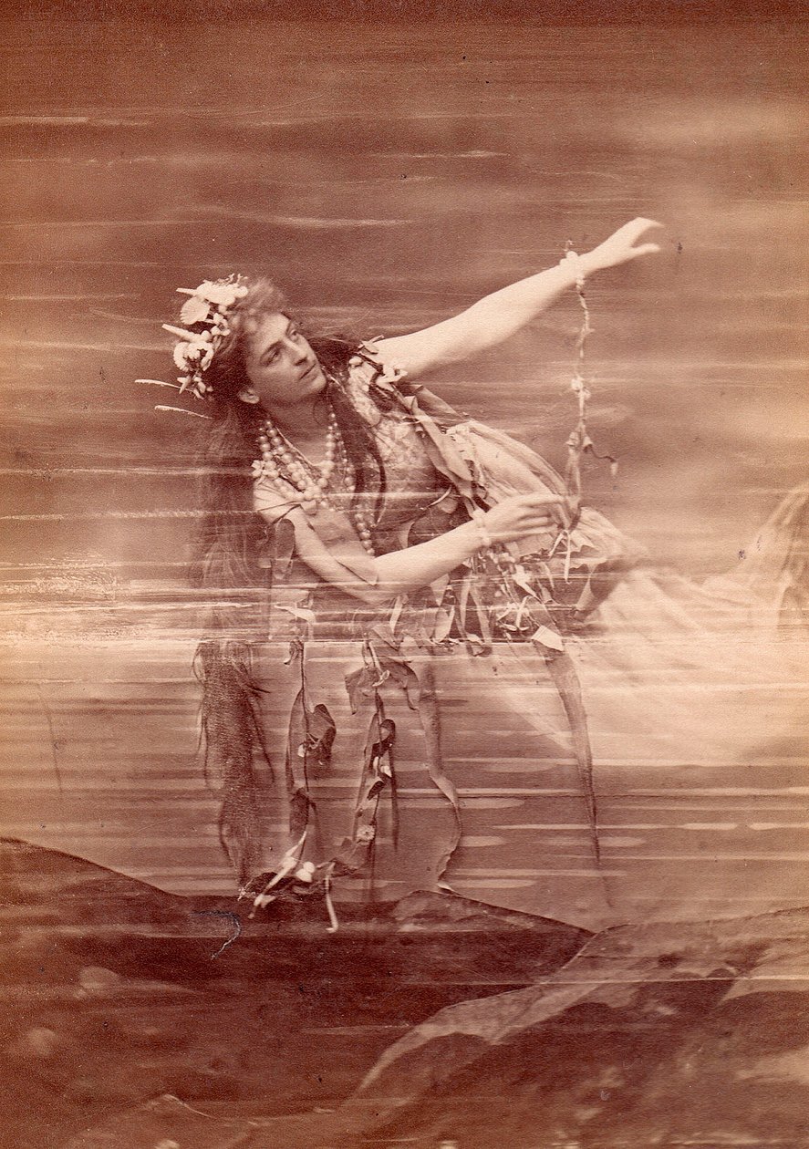 Operasångerskan Lilli Lehmann (1848-1929) som Woglinde i operan Das Rheingold av Richard Wagner. Bayreuth av Anonymous Anonymous