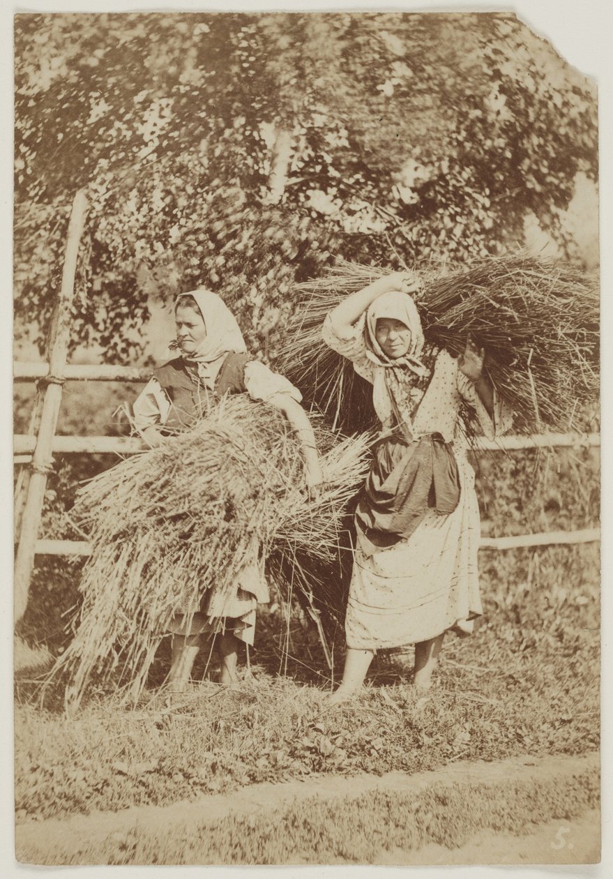 Russian Peasant Women, ca 1855 (saltat papperstryck från vaxpappersnegativ) av Anonymous Anonymous