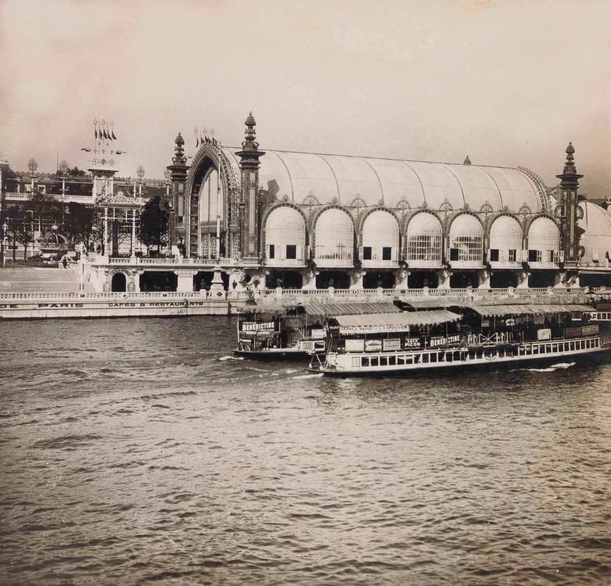 Universal Exposition of 1900 - Exposition Universelle de 1900 i Paris: Växthusen - privat samling av Anonymous Anonymous