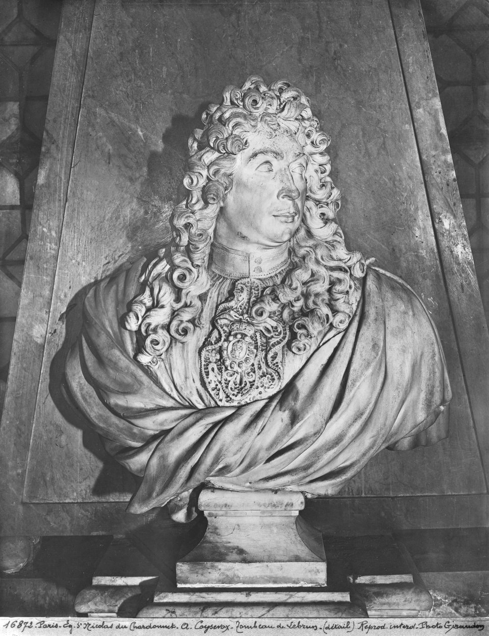 Charles Le Brun och hans hustru Suzanne Butays grav, detalj av Charles Le Brun, 1692, se även 346018 marmorfoto svart på vitt av Antoine Coysevox