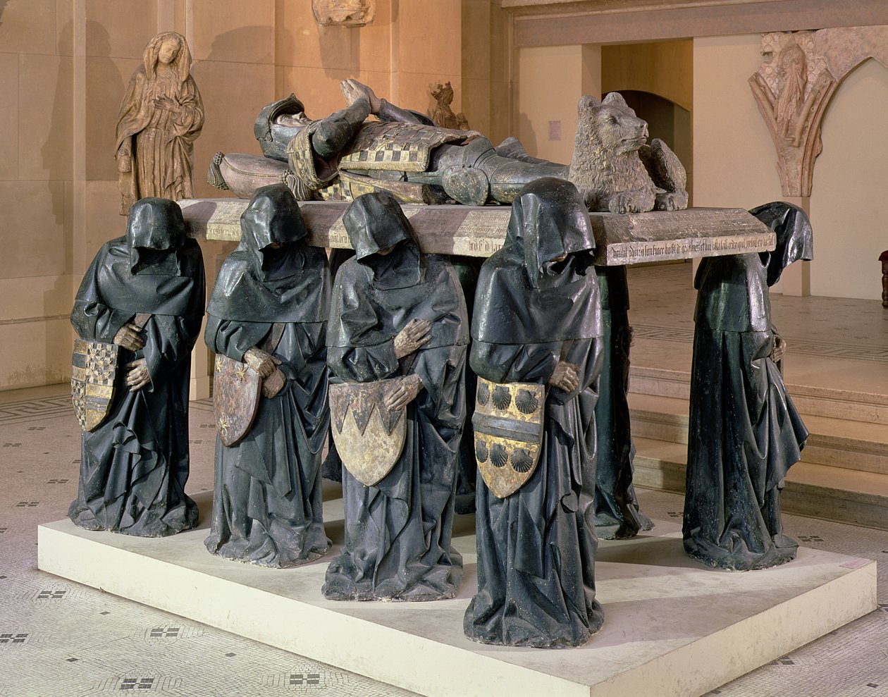 Philippe Pots grav (1428-94) från Citeaux Abbey, ca 1480-83 (polykrom sten) (se även 208694) av Antoine Le Moiturier
