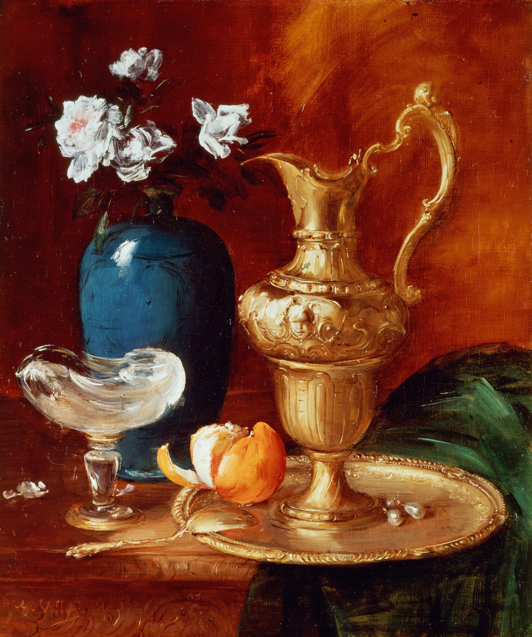Stilleben av en förgylld äppel, vas med blommor och en facon de Venise skål av Antoine Vollon