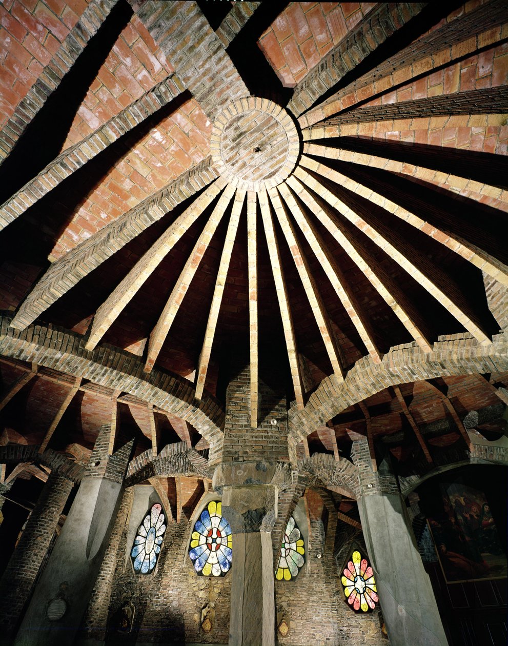 Ceiling of the Guell Crypt, 1908-15 av Antonio Gaudi