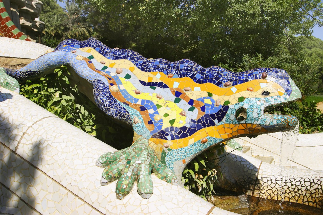 Iguana, ca 1900-14 (keramik) av Antonio Gaudi