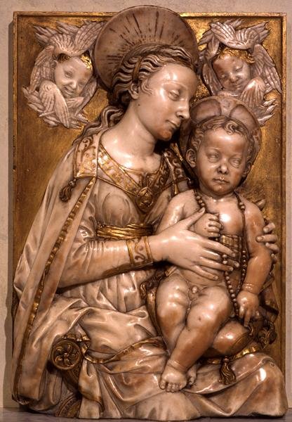 Madonna och barn (marmor) av Antonio (attr. to workshop of) Rossellino