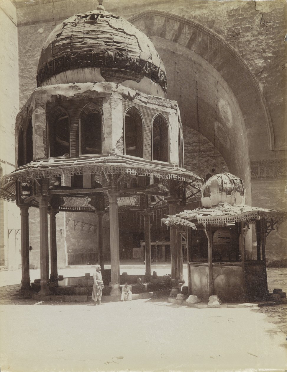 Punavai i le Mosque o Sultan Hassan, Egyptswed av Antonio Beato