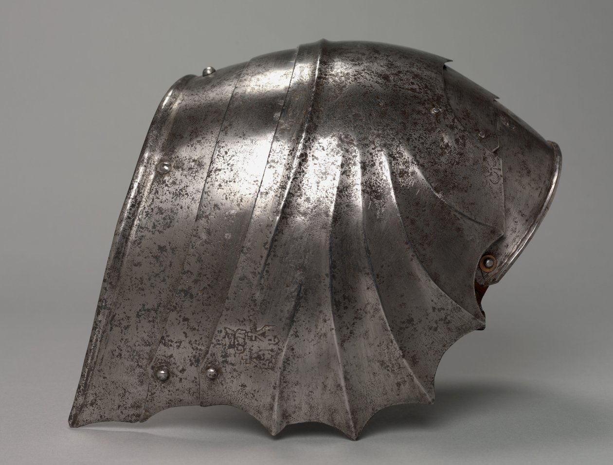 Gotisk solfjäderformad pall, ca 1485-1500 av Antonio Missaglia
