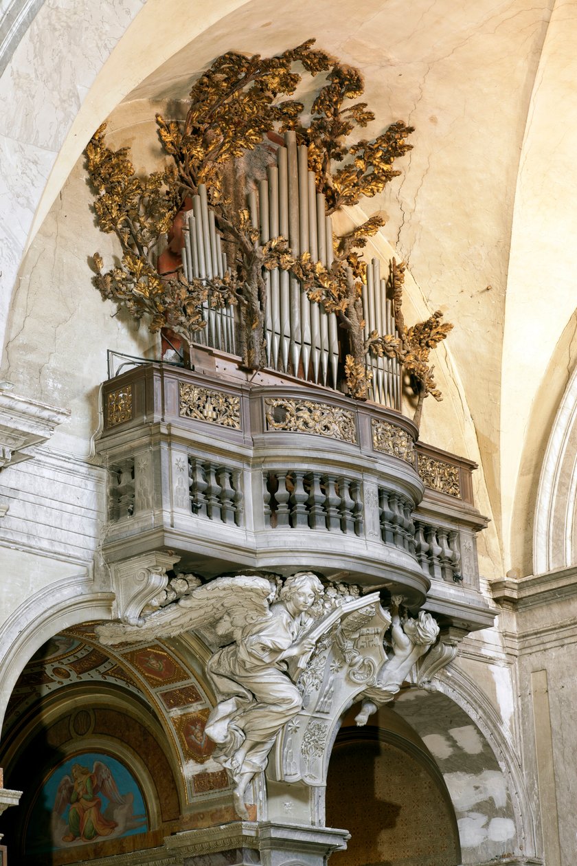 Testa orgel med marmorskulptur av Antonio Raggi