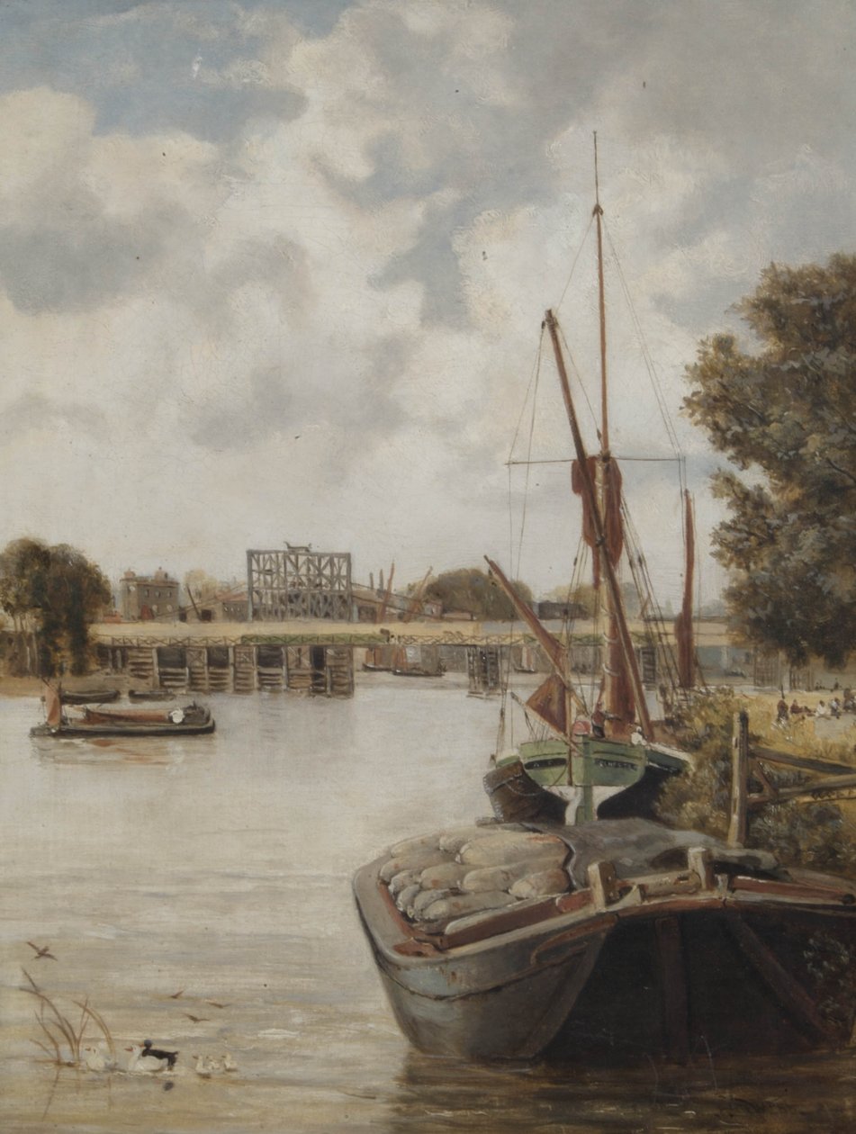 Den nuvarande Hammersmith Bridge under uppbyggnad som visar den tillfälliga bron, 1886 av Archibald Webb