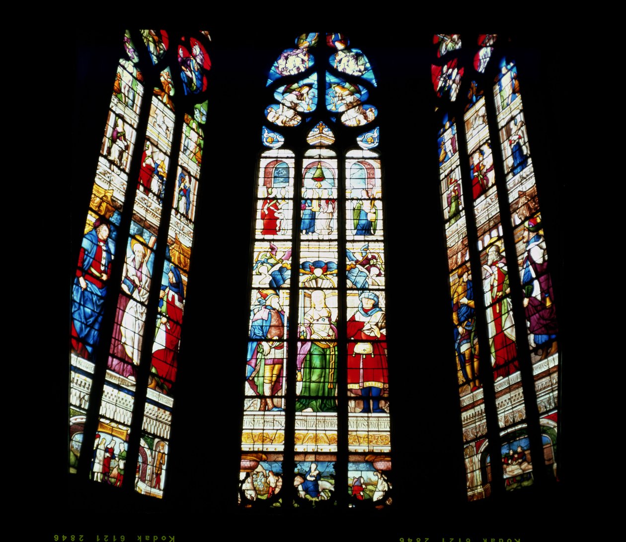 Lancetfönster från absiden, 1513 (målat glas) av Arnaud de Moles