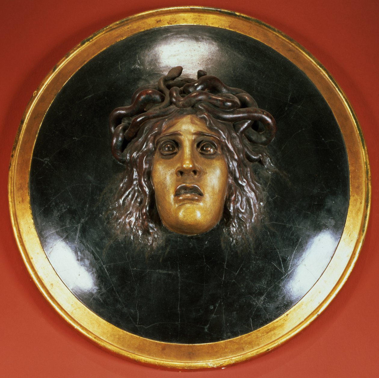Medusa sköld (målad gipsrelief) av Arnold Böcklin