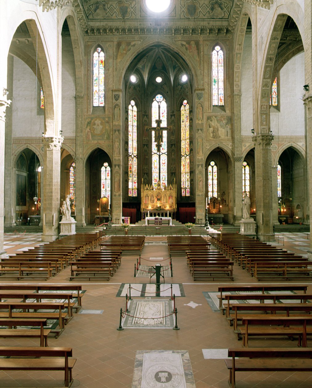 Interiörvy av kyrkan av Arnolfo di Cambio