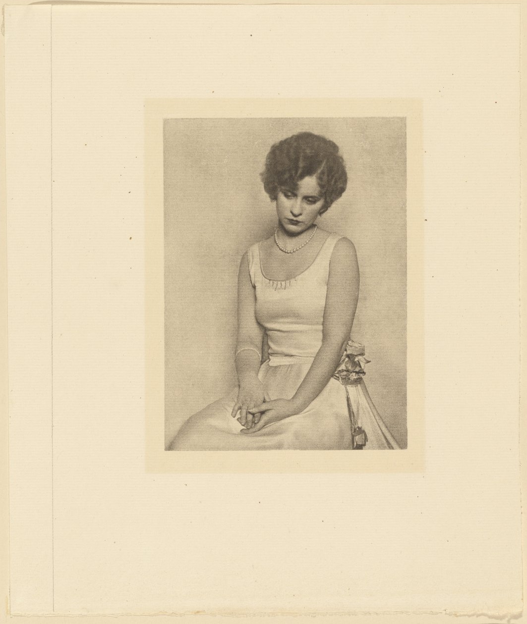 [Mary Ellen] av Arthur F. Kales