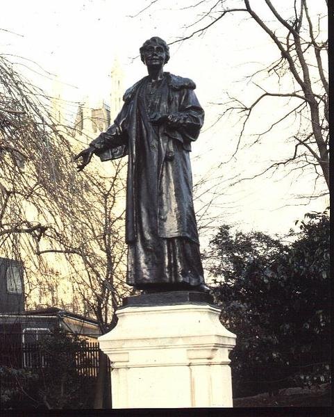 Staty av Emmeline Pankhurst (1857-1928) 1930 (brons) av Arthur George Walker