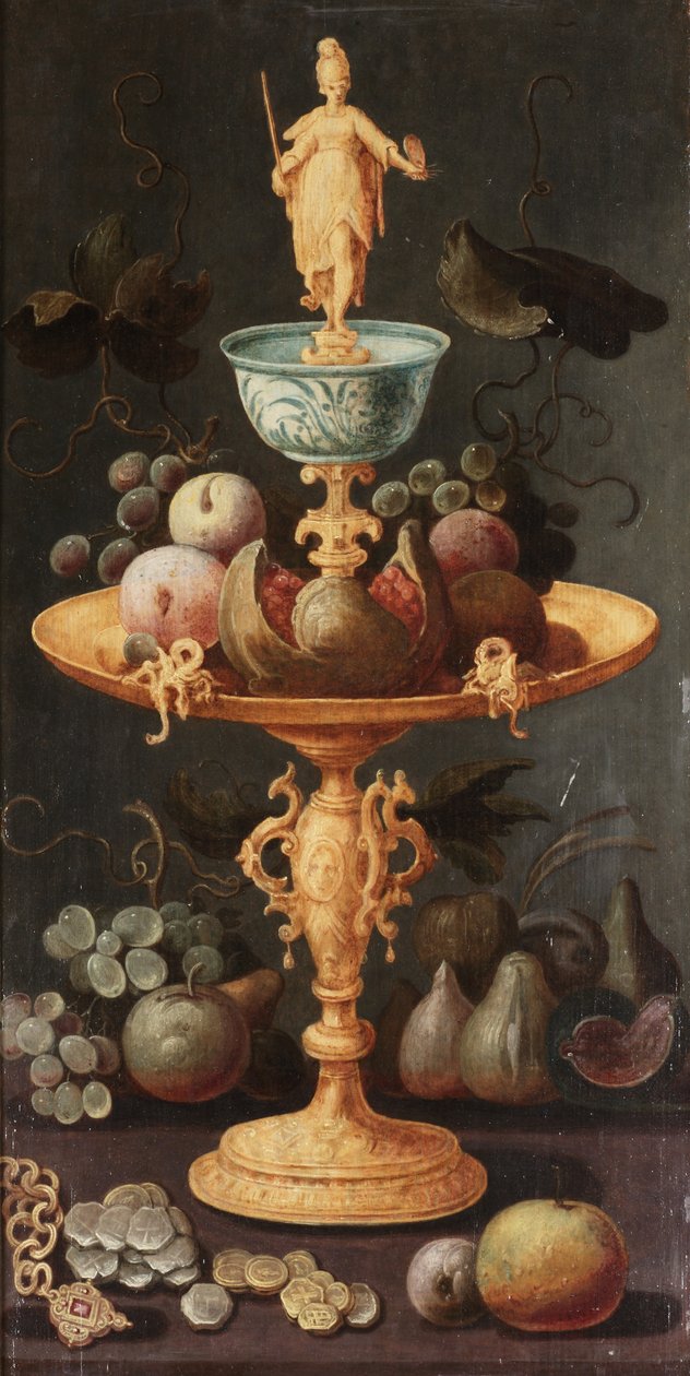 Vindruvor, plommon och ett granatäpple på en gyllene tazza med en personifiering av målning, med fikon, vindruvor, äpplen, en guldkedja och spanska åttabitar på en stenkant av Artus Claessens