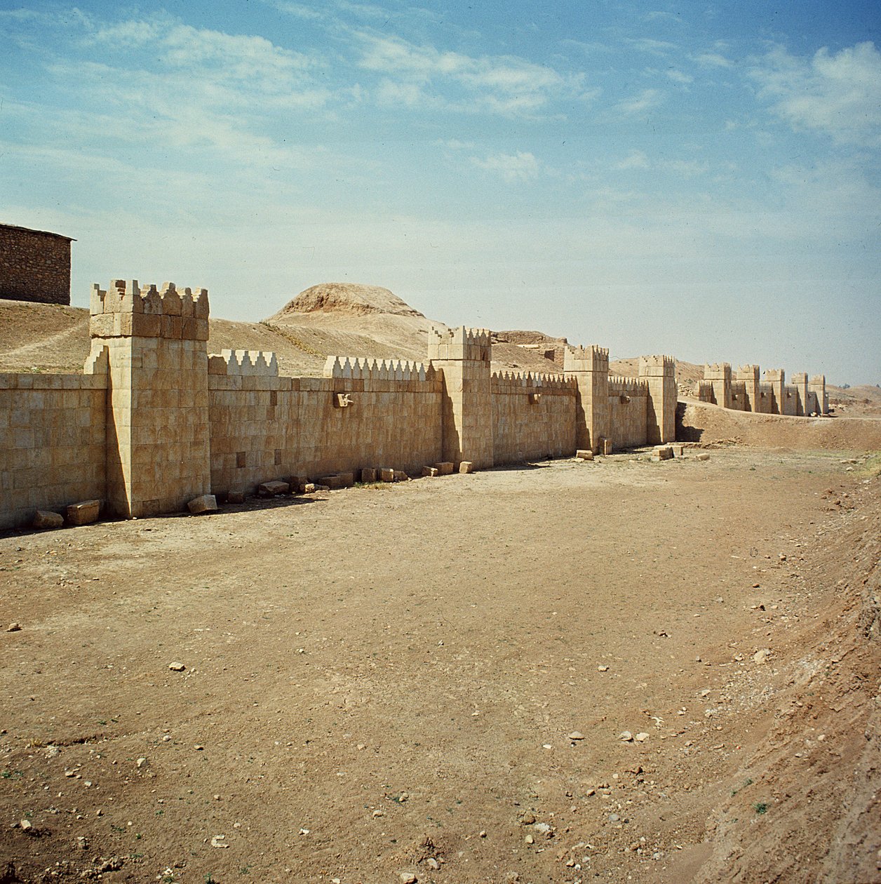 Stadsmurar av Assyrian