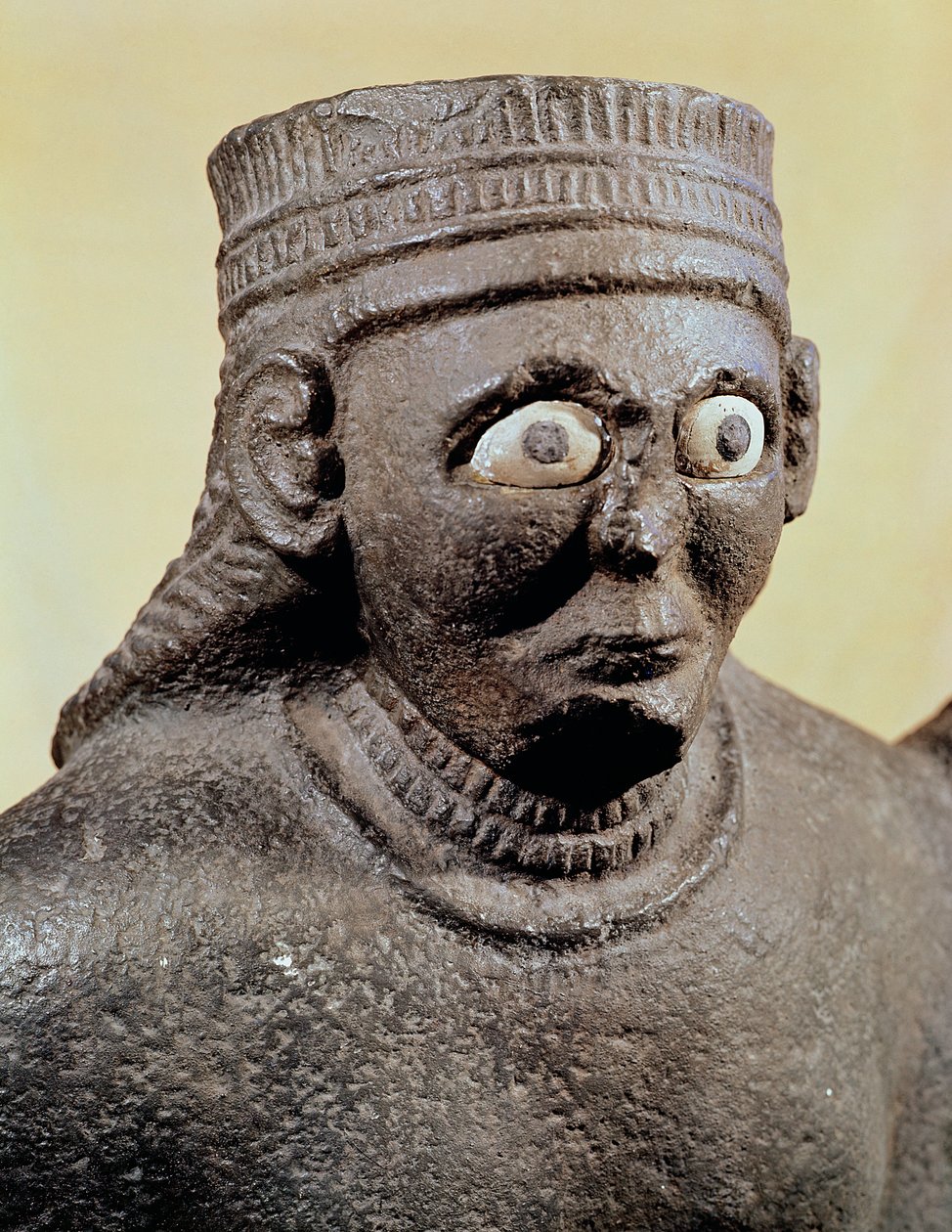 Drottning Ishtar, hustru till kung Hadad, från Tell Halaf, Syrien, 2900-1350 f.Kr. av Assyrian School
