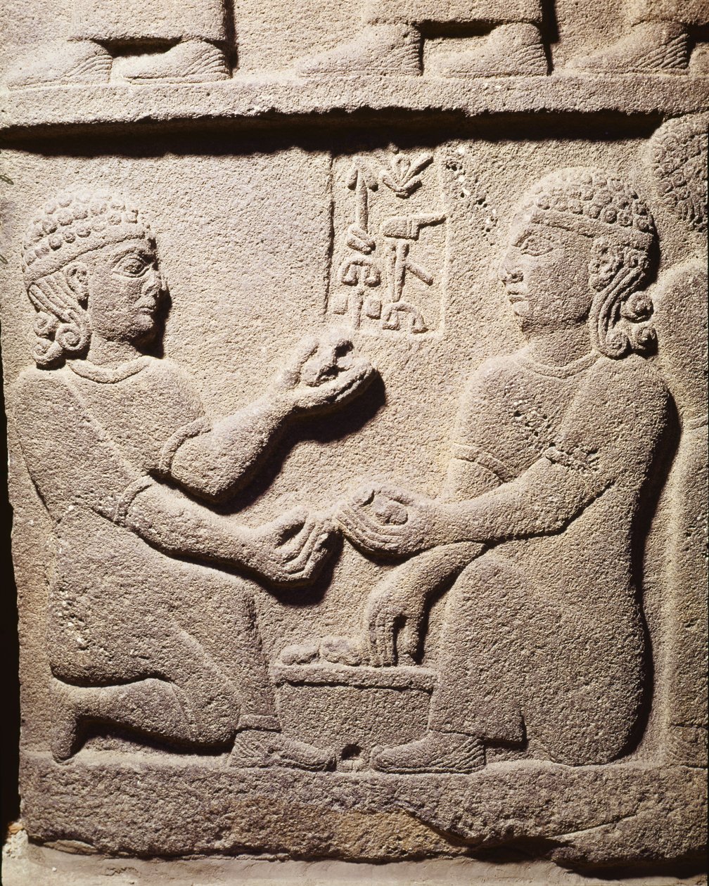 Relief föreställande kung Araras son, från Karkemisj, Turkiet, nyhettitisk, 10-800-talet f.Kr. av Assyrian School