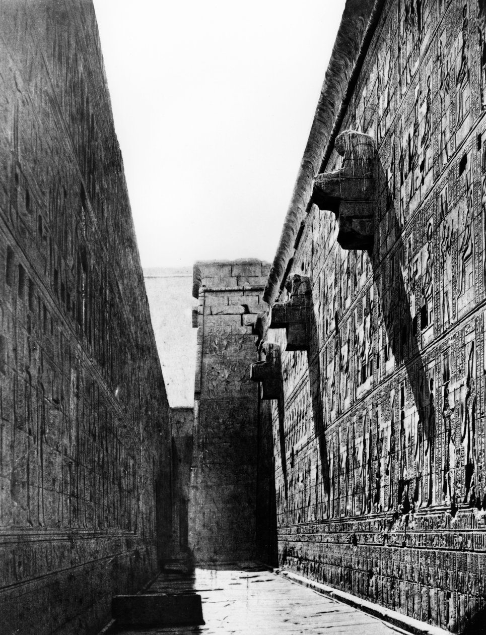 Temple Edfu, Egypten, 1893 av Auguste Edouard Mariette