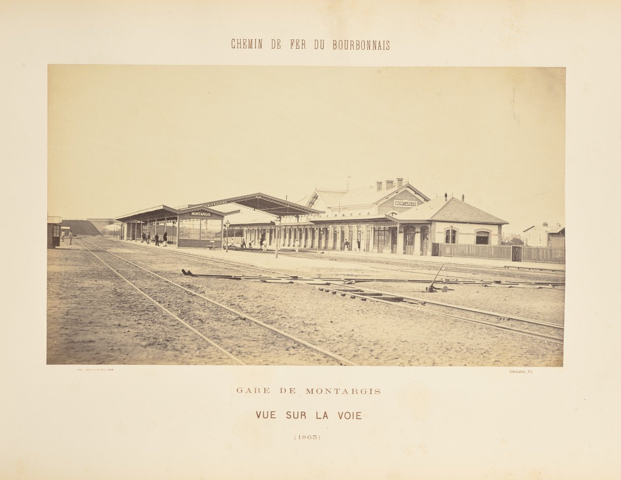 Montargis station, vy över spåret av Auguste Hippolyte Collard