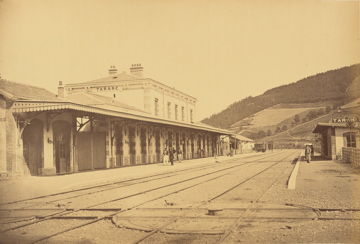 Tarare station, vy från spåret av Auguste Hippolyte Collard