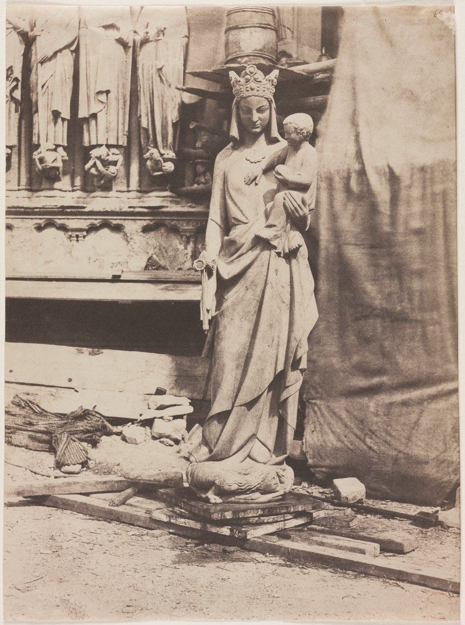 Staty av Jungfrun, Notre Dame de Paris av Auguste Mestral