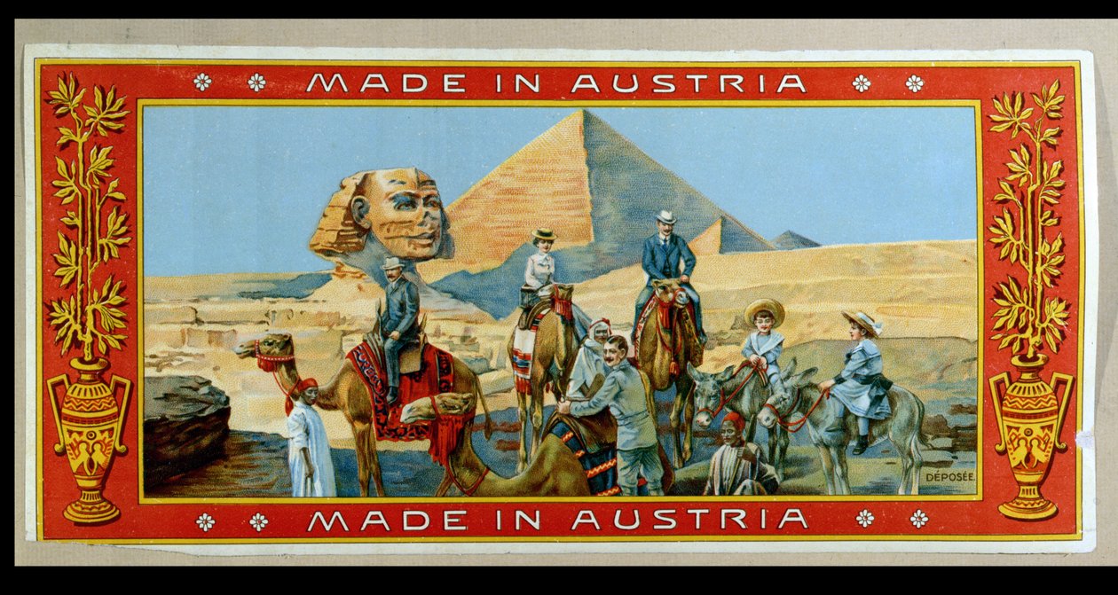 Turister vid pyramiderna i Egypten, etikett från en fez-låda, c.1914 av Austrian School