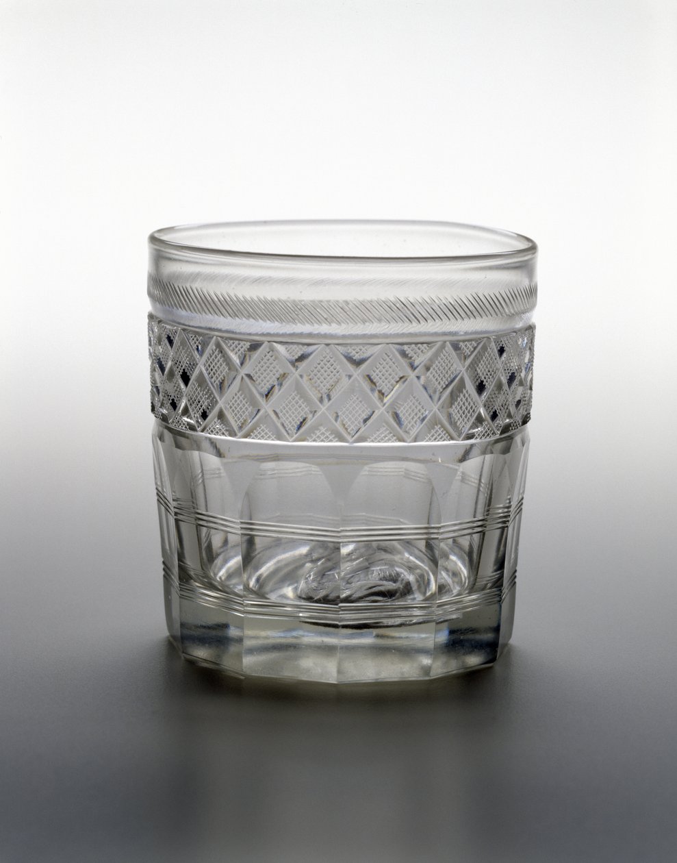 Tumlare, c. 1825 (blyglas med porträtt av sulfidcameo) av Bakewell and Page