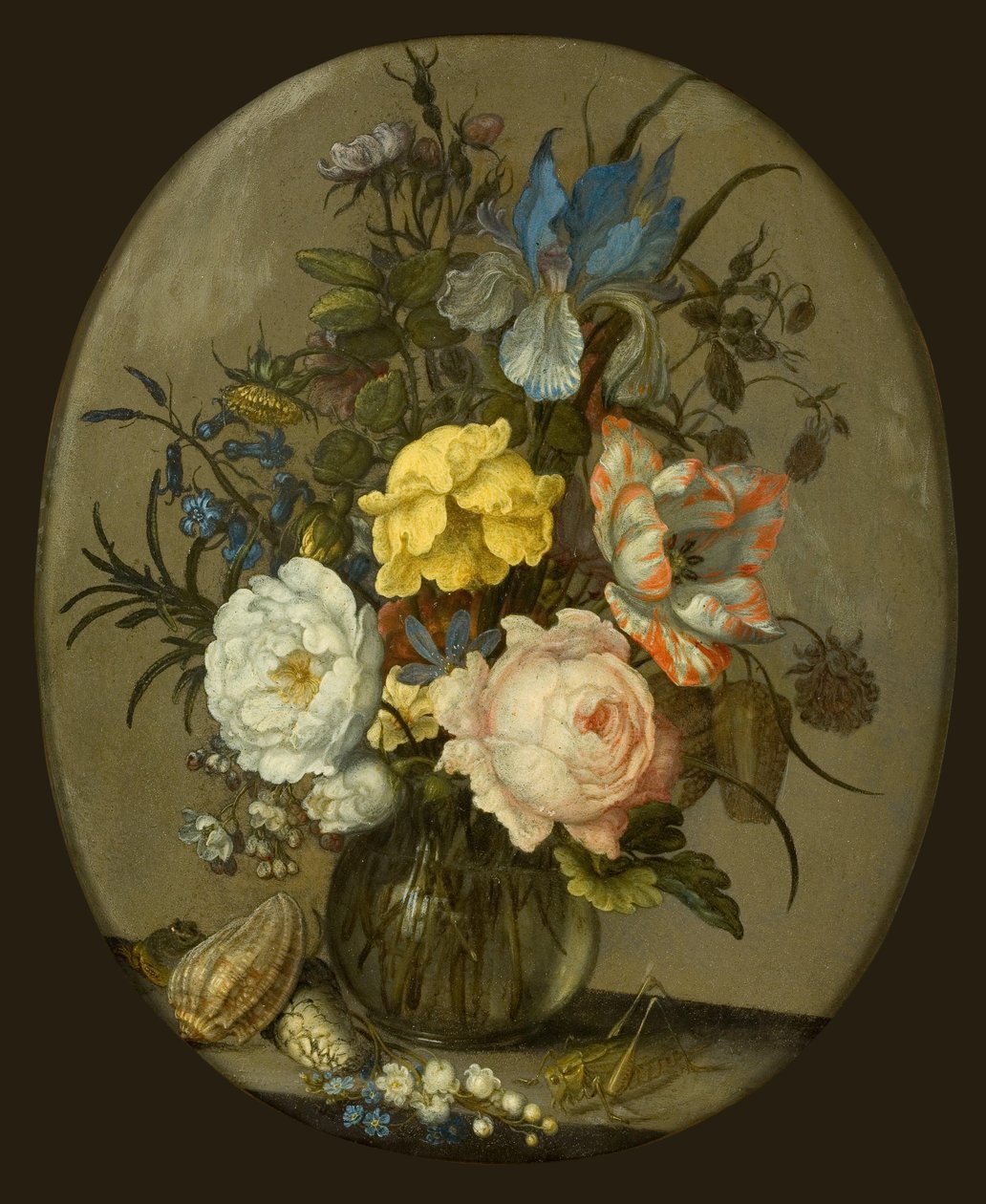 Blommor i en glasvas med bredvid skal och en insekt av Balthasar van der Ast