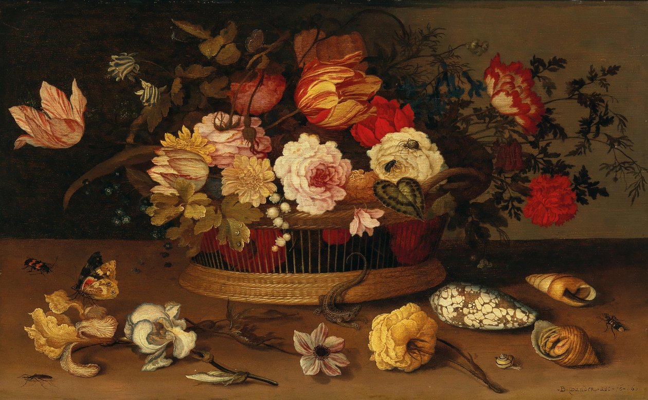 En flätad korg med blommor och snäckor på en stenkant. av Balthasar van der Ast