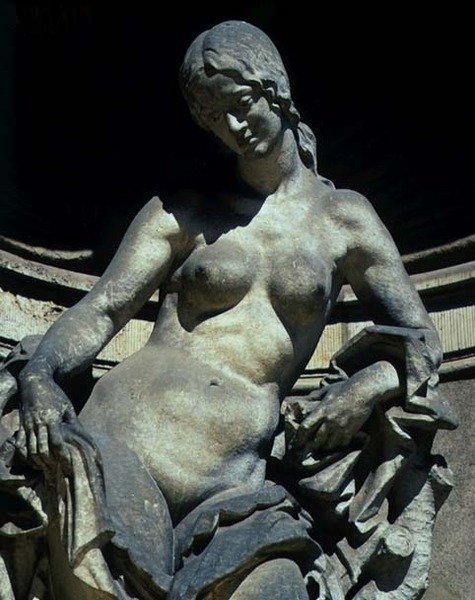 Detalj från en skulptur av en nymf av Balthasar Permoser